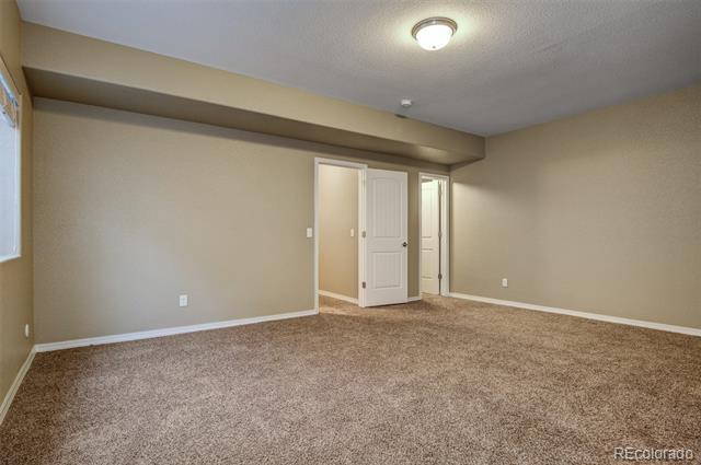 Building Photo - 884 Black Arrow Dr