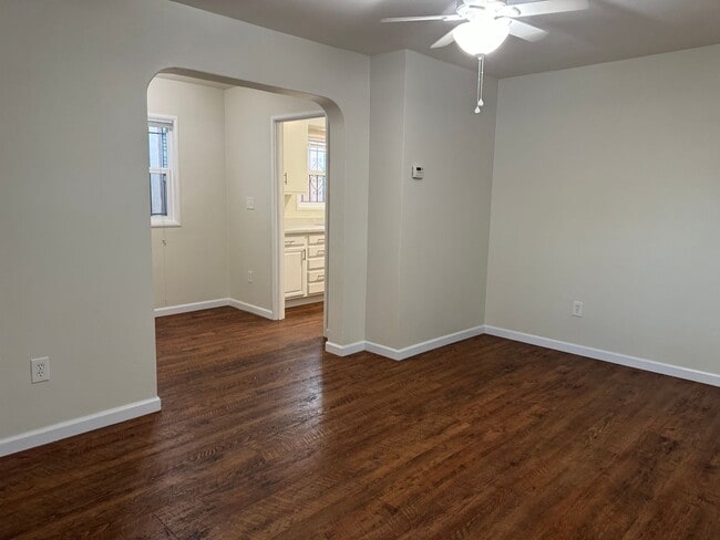 Primary Photo - 2 Bed 1 Bath House in Oakland