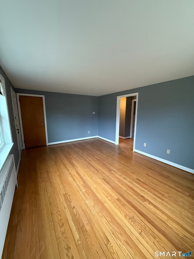 Building Photo - 21-27 Hartford Ave