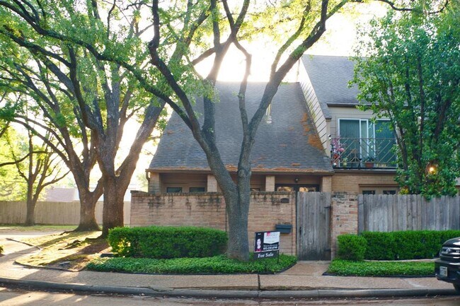 Building Photo - 5860 Sampley Way