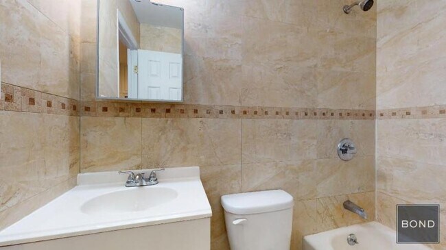 Building Photo - 2 bedroom in NEW YORK NY 10003