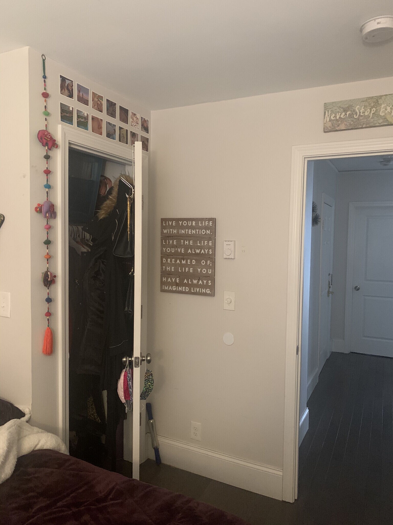 Building Photo - 52 Clearway St