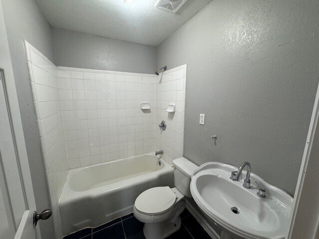 Building Photo - 7343 Forrestal St