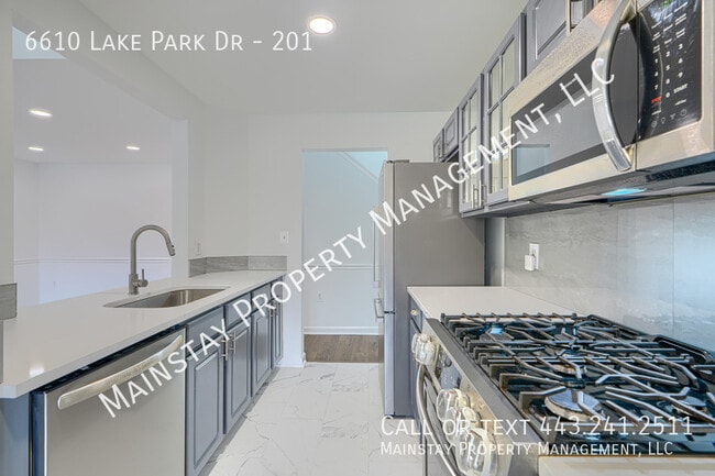 Building Photo - 6610 Lake Park Dr