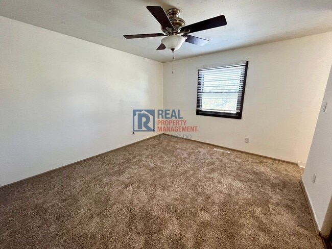Building Photo - 4085 Host Ln