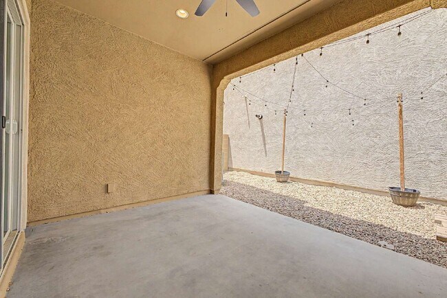 Building Photo - 2540 N 149th Ave