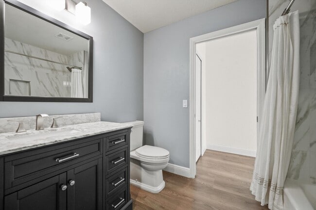 Building Photo - 11023 Legacy Ln