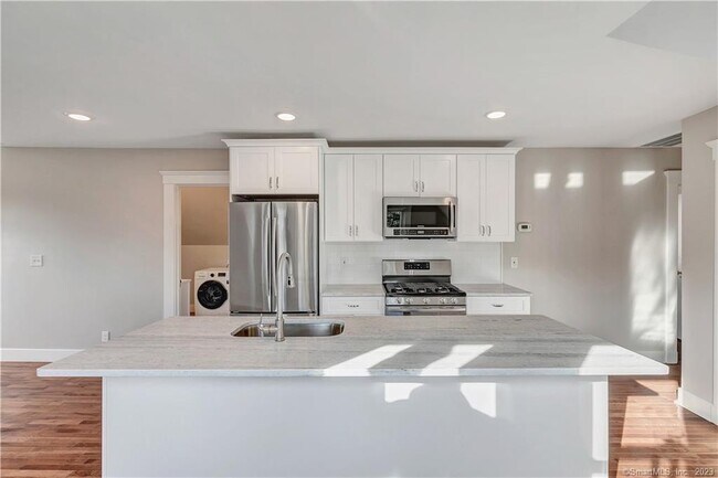 Building Photo - 22 Hubinger St