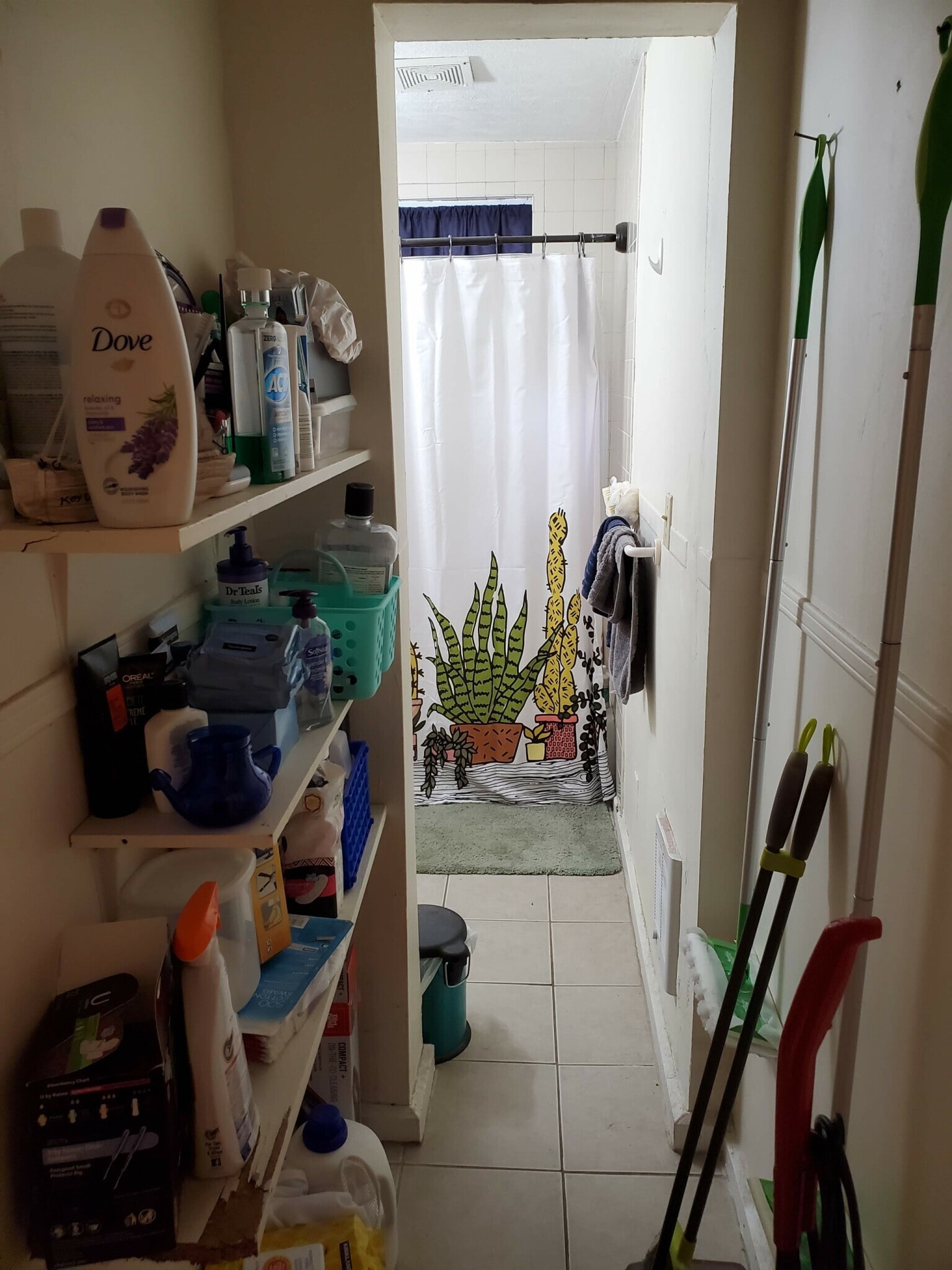 Building Photo - 17 Bay