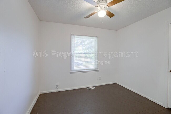 Building Photo - 10009 Hardesty Ave