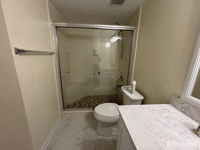 Building Photo - 1301 Plymouth Rd