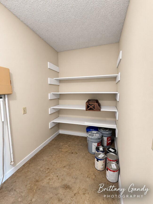 Building Photo - Rental Property on Frierson