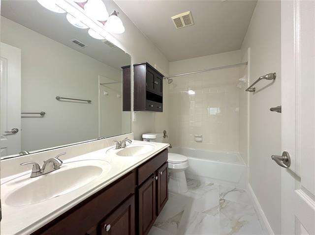 Building Photo - 1575 Poets Way