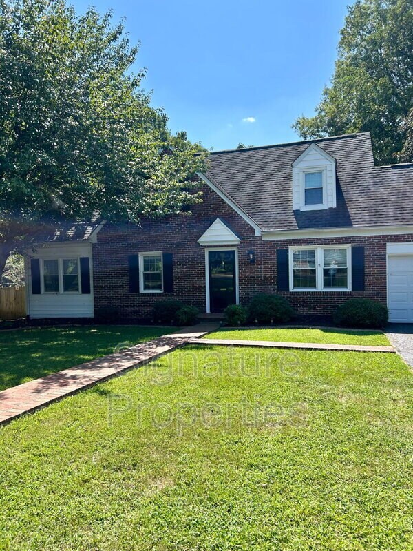 Building Photo - 1106 Cherokee Ct