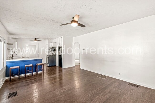 Building Photo - 1602 E 46th St