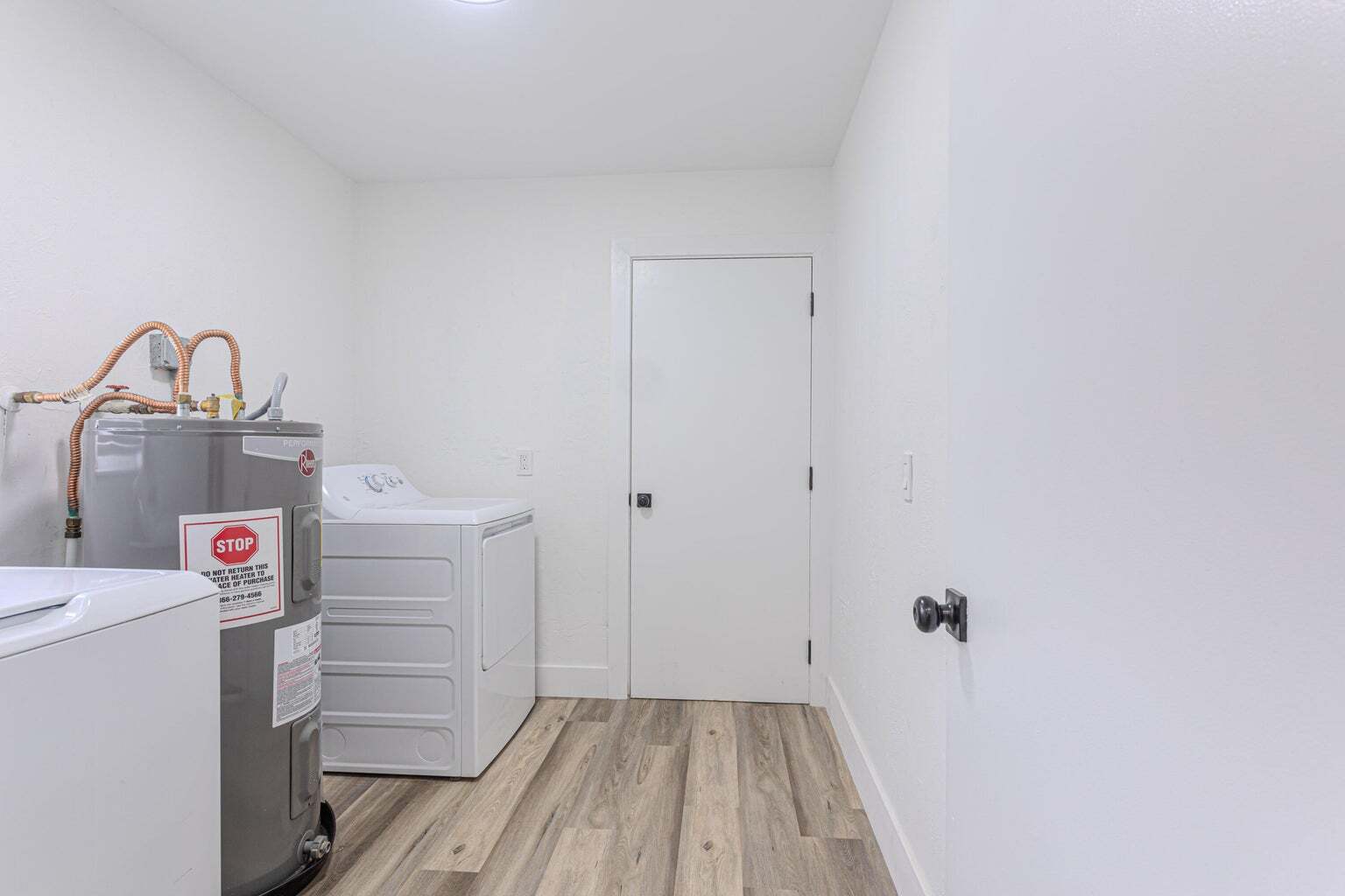 Building Photo - 1717 16th Ct N