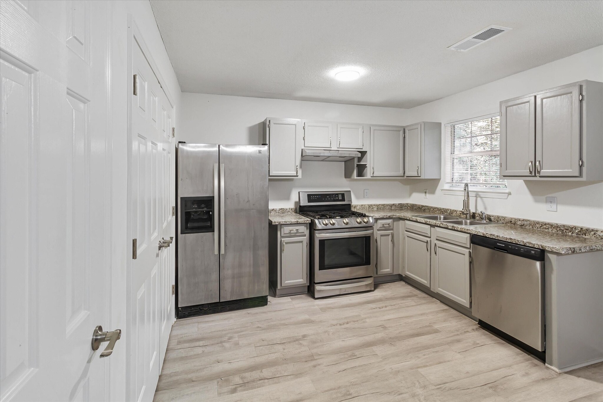 Building Photo - 3427 Waldrop Creek Trl