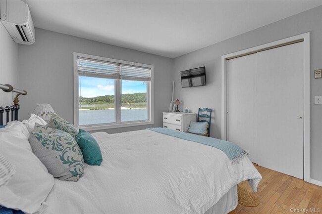 Building Photo - 286 Towd Point Rd