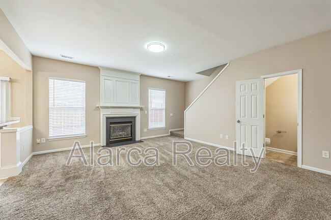 Building Photo - 15112 Northsprings Dr