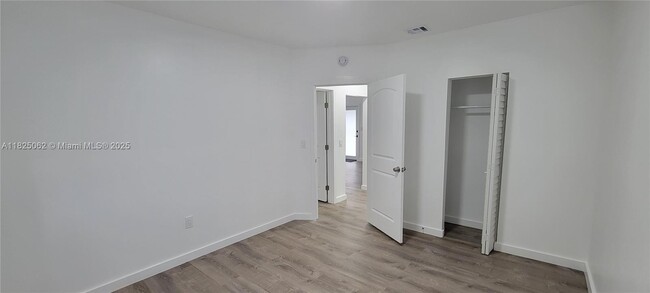 Building Photo - 1520 NW 69th St