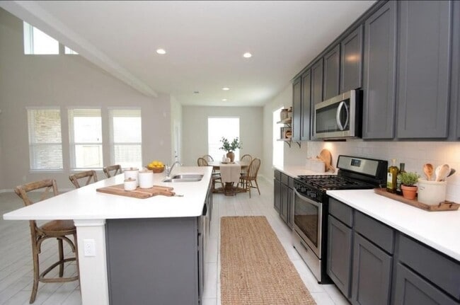 Building Photo - 60 Indian Wells Dr