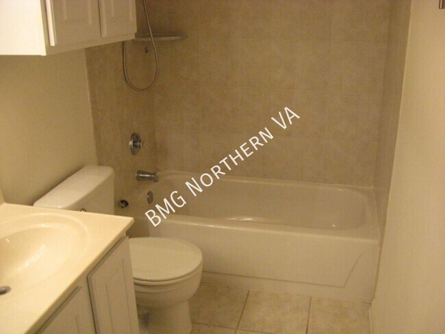 Building Photo - 12155 Penderview Terrace