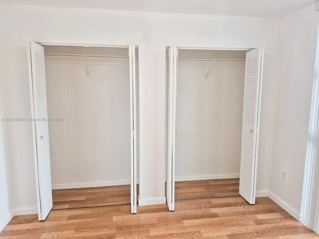 Building Photo - 11800 SW 18th St