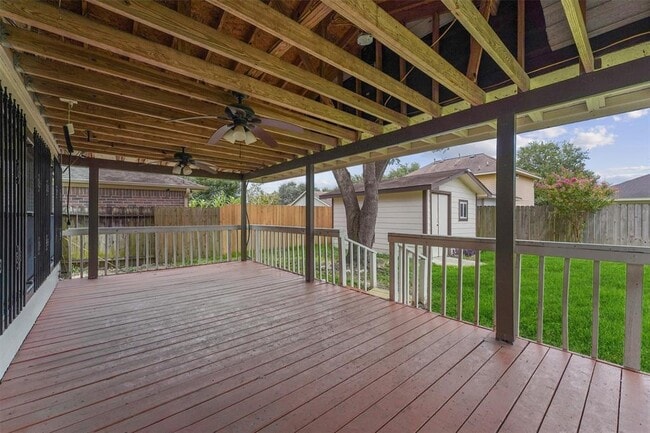 Building Photo - 16131 Canaridge Dr