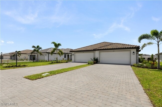 Building Photo - 19613 Hinkley Dr