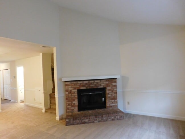 Building Photo - 1509 College Way