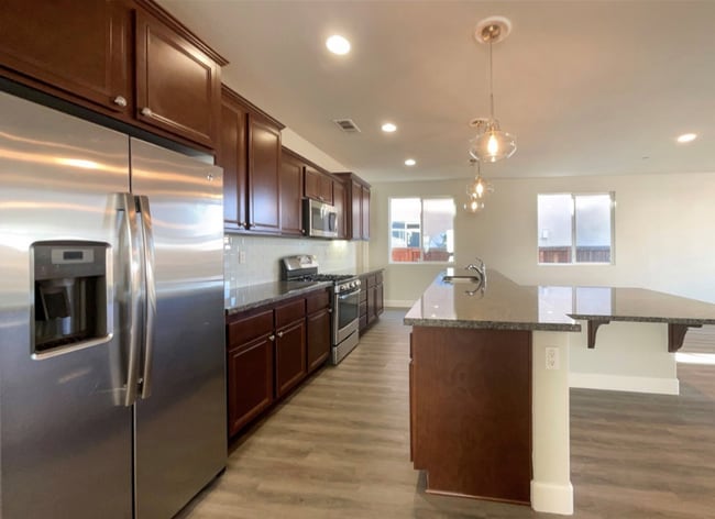 Building Photo - 26625 Emperor Rd