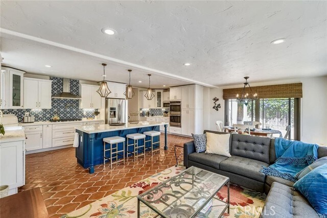 Building Photo - 9 El Camino Real