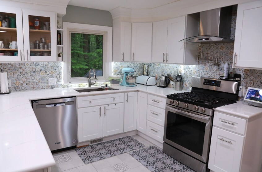 Building Photo - 45 Winterberry Way