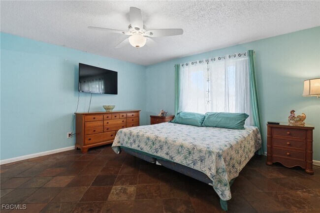 Building Photo - 913 Mohawk Pkwy