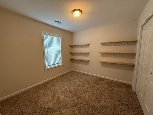 Building Photo - 960 Madrid Ct