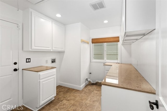 Building Photo - 2581 Fairway Dr