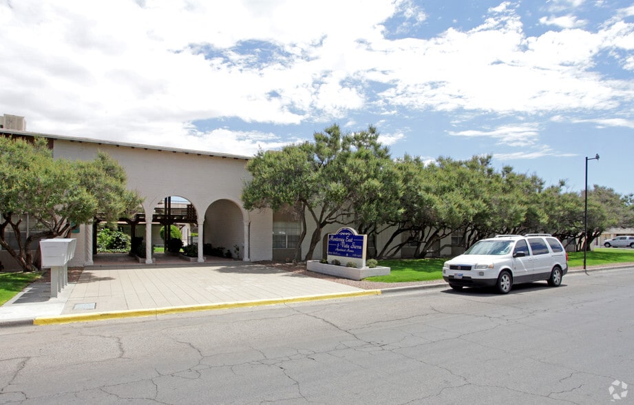 Building Photo - Monterrey East & Vista Sierra Apartments