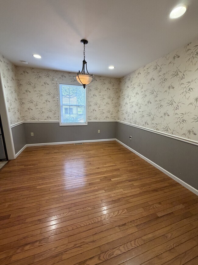 Building Photo - 1513 Princess Anne Ln