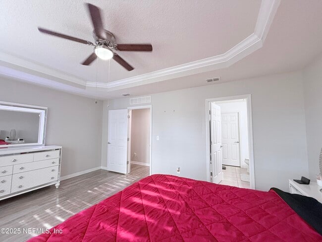 Building Photo - 14316 Dovewind Ct