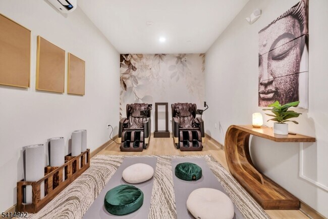 Building Photo - 308 Encampment Ct