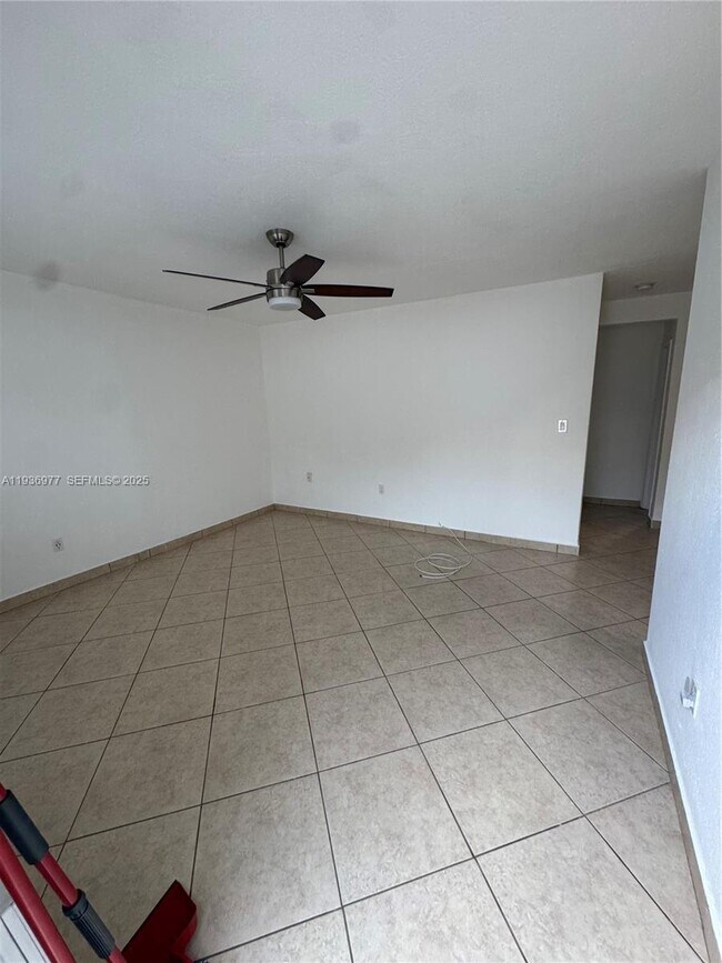 Building Photo - 1625 Dewey St