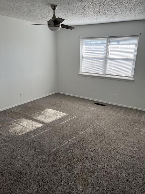 Building Photo - 1509 W Vandalia St