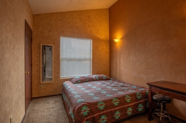 Building Photo - 1980 Buchanan Ave