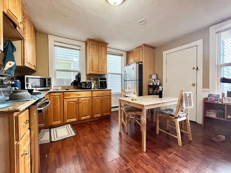 Primary Photo - 8 Eldora St