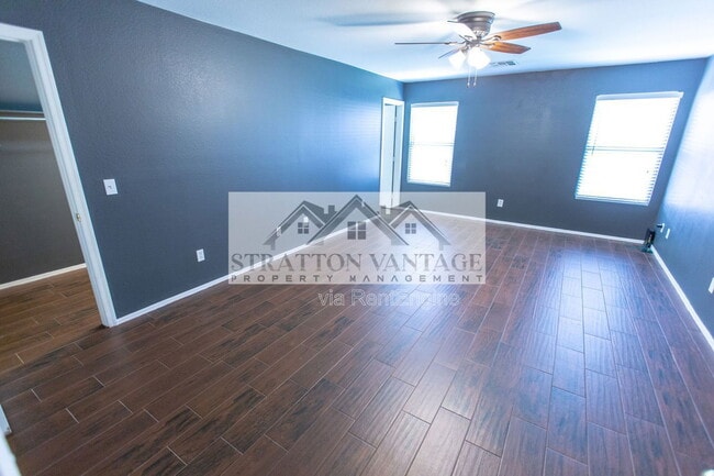 Building Photo - 9630 W Kingman St