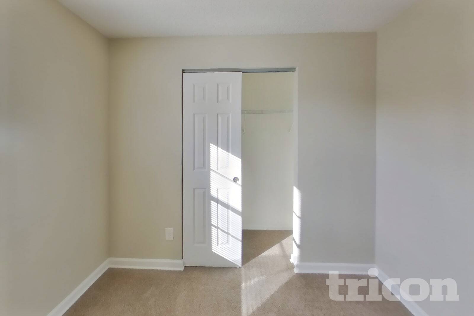 Building Photo - 3154 Macdonald Drive Clearwater FL