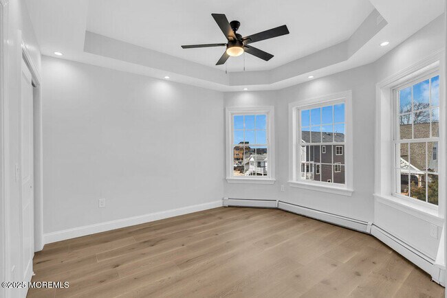 Building Photo - 141 Vanard Dr
