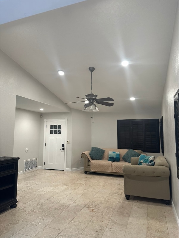 Building Photo - 405 Butterfield Trail