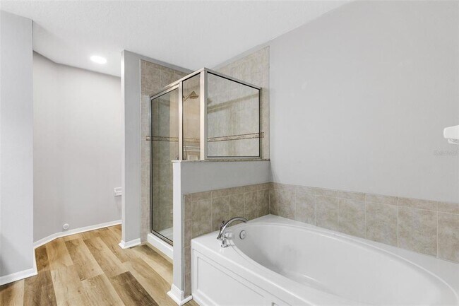 Building Photo - 9306 River Rock Ln