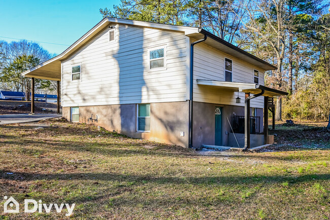 Building Photo - 5170 2nd St